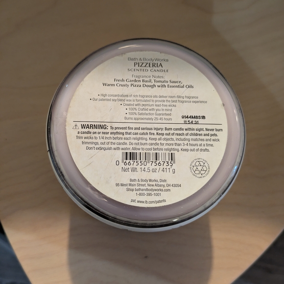 Bath & Body Works Rome Scented Candle - Picture 5 of 5
